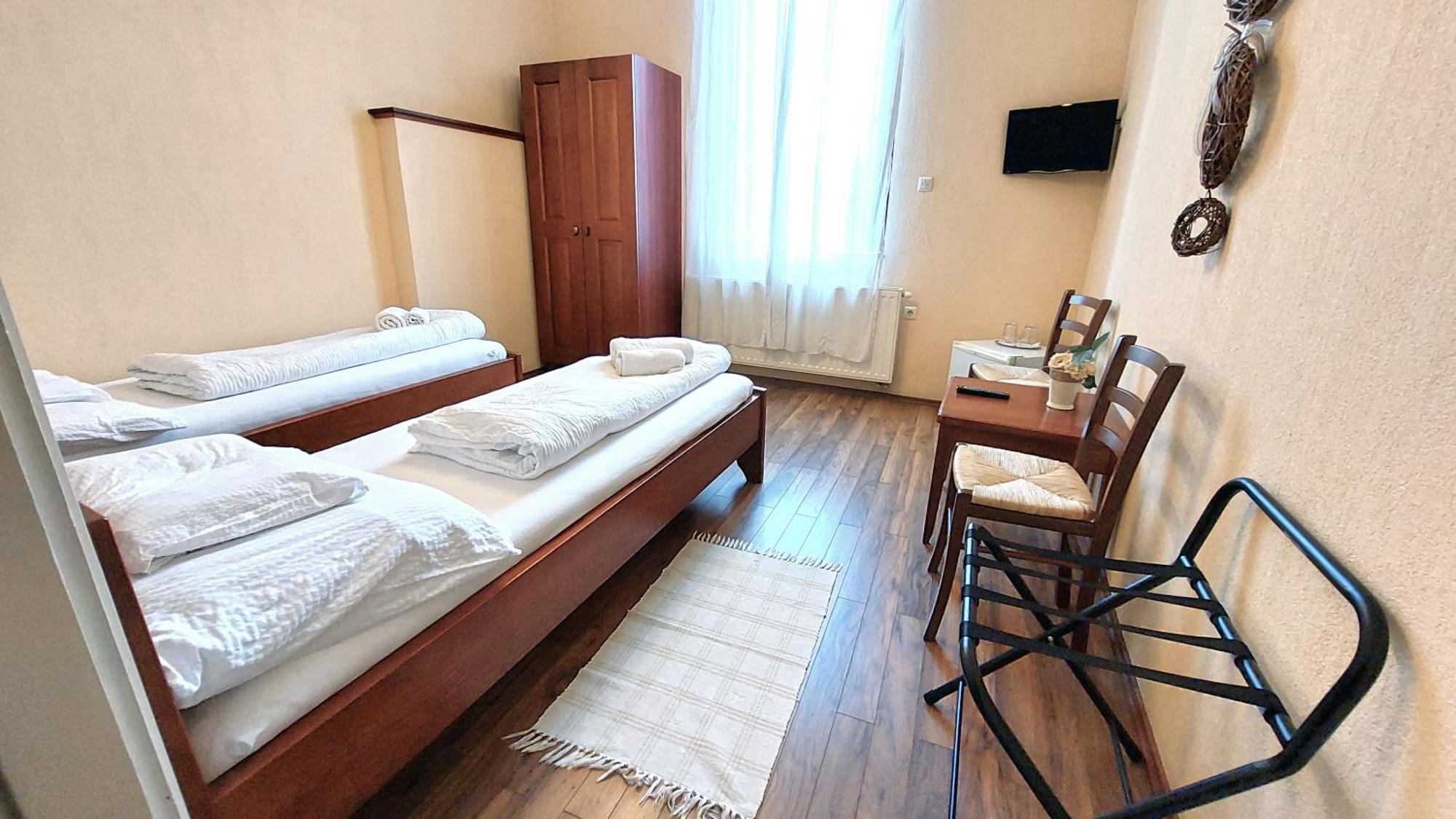 Oazis Hotel*** Nagykanizsa Luaran gambar