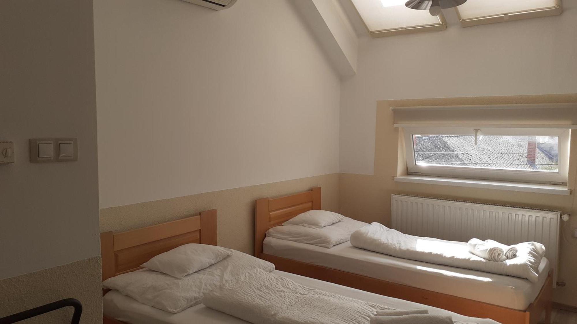 Oazis Hotel*** Nagykanizsa Luaran gambar